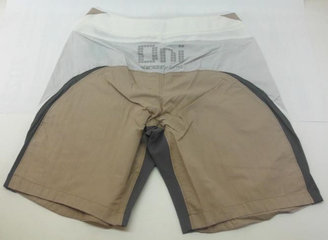 SUPERFLUID SHORT M | ecru-sand/weiß